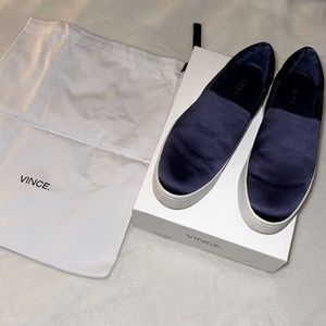 VINCE slip ons | size 8 1/2 M